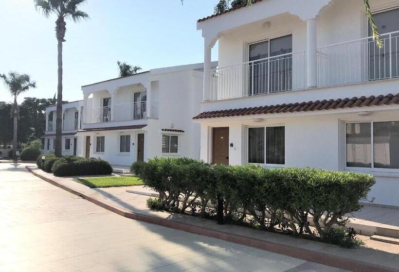 Дом 2 Спальни, Fig Tree Z Holiday Resort