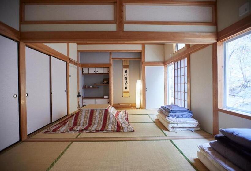 Family Suite, Tsushima White House