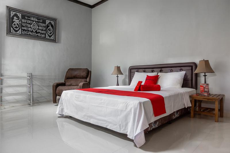 Номер Стандарт, Reddoorz Syariah Near Rri Malang