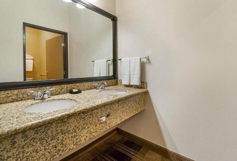 Люкс Кровать Кинг, Best Western Plus The Inn At Horse Heaven