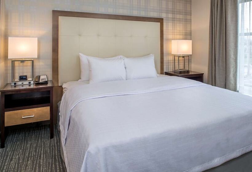 Люкс Кровать Кинг, Homewood Suites By Hilton St. Louis Westport
