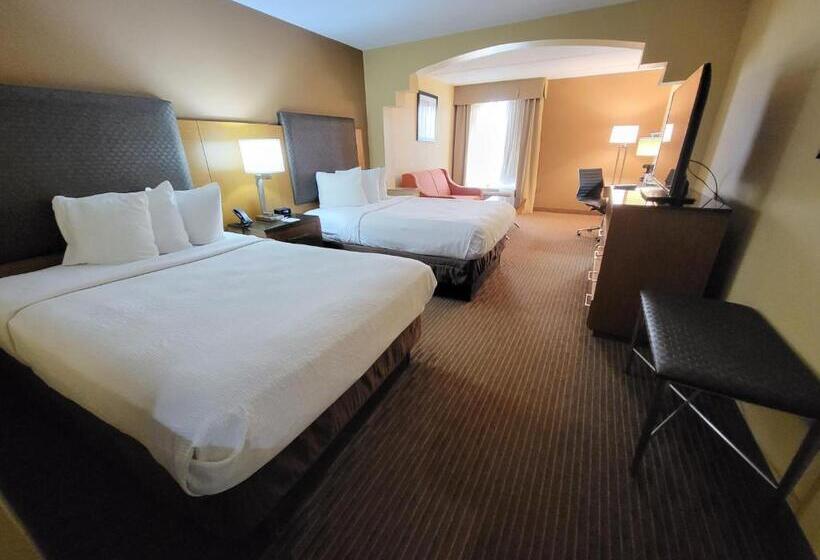 Люкс, Wingate By Wyndham Greensboro Coliseum
