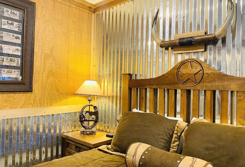 Номер Deluxe, The Big Texan Motel