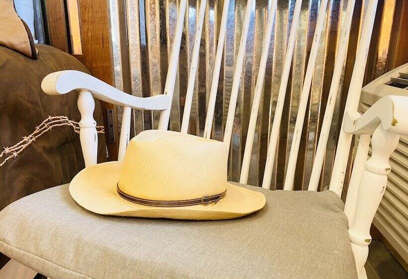 Quarto Deluxe, The Big Texan Motel