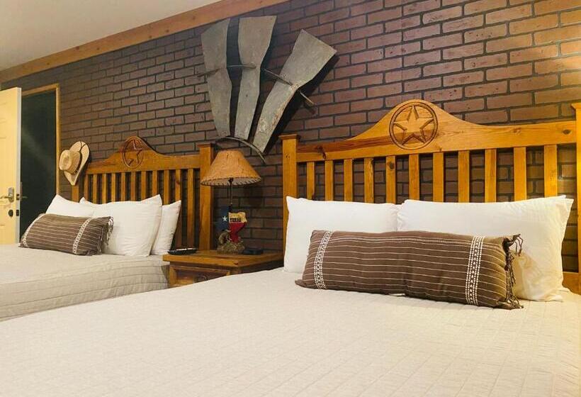 Номер Deluxe, The Big Texan Motel