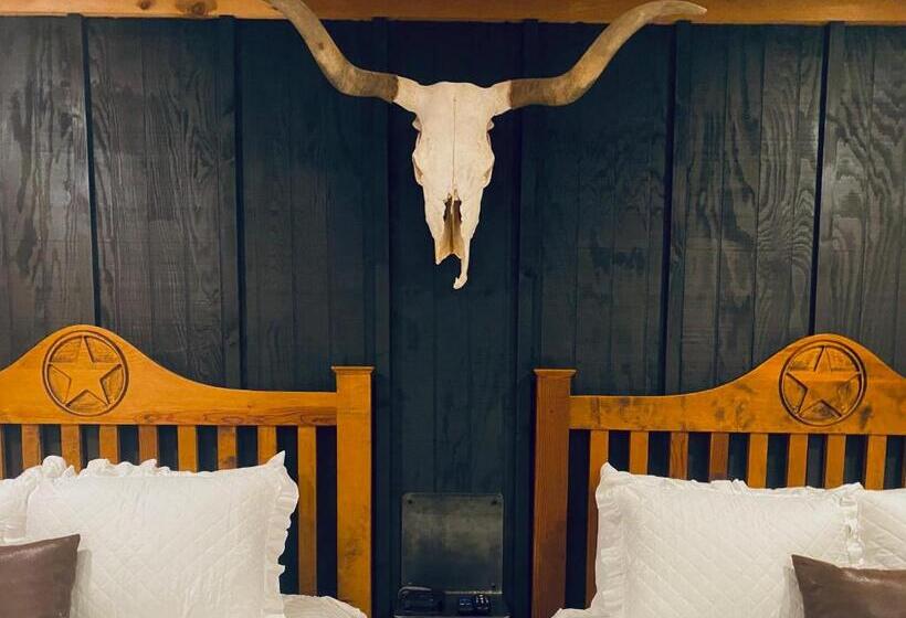 Quarto Deluxe, The Big Texan Motel