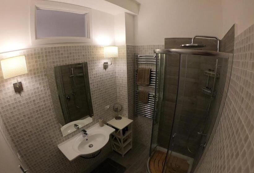 Quarto Triplo Deluxe, Pinotto Bnb
