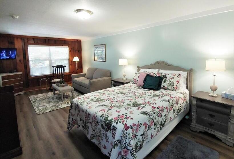 Номер Стандарт, Mckinley Edwards Inn