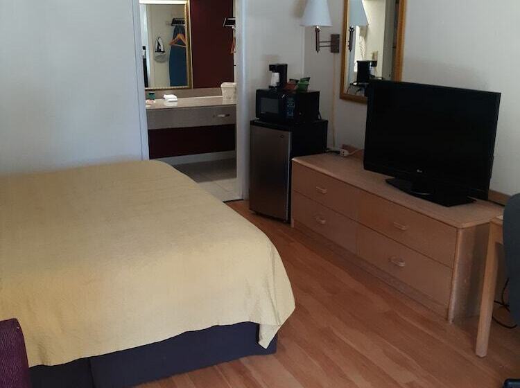 스위트, Budgetel Inn   Phenix City