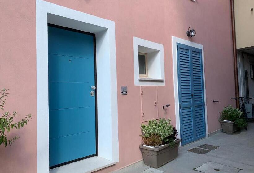 Quarto Deluxe, Rosamare