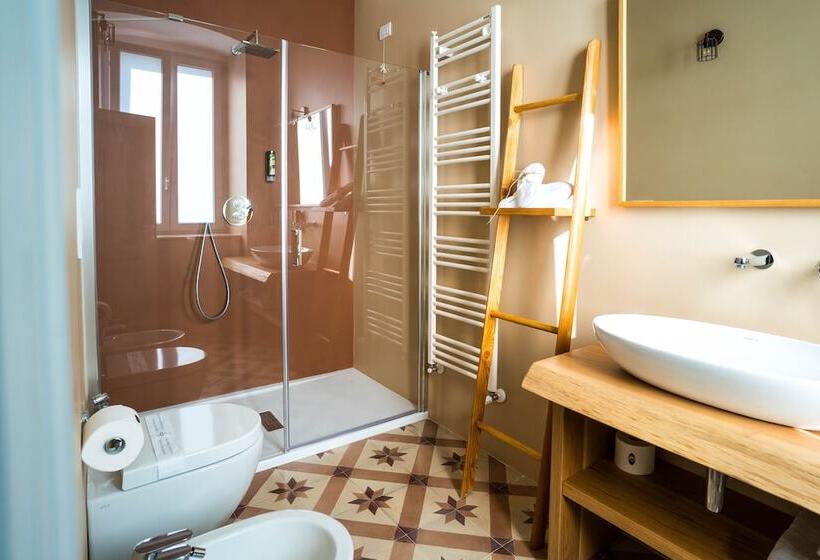 标准间, Borgo Cozzana