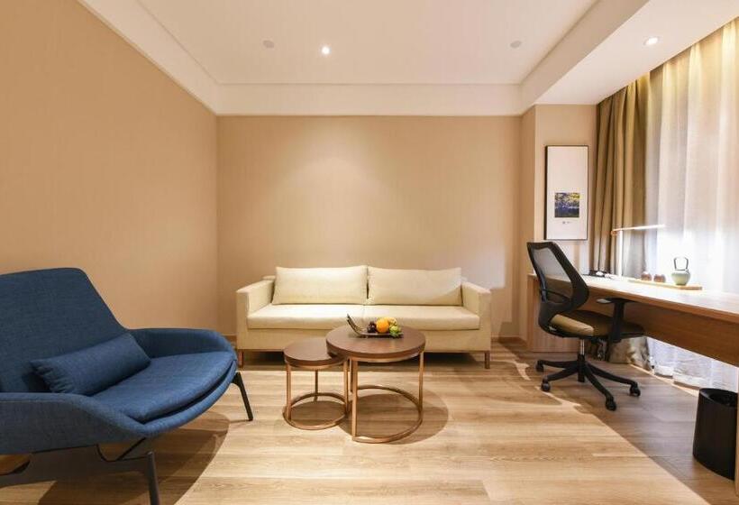 Люкс, Atour Hotel High Tech Changchun