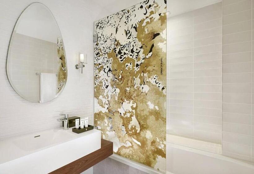 Номер Executive Кровать Кинг, La Caserne Chanzy Hotel & Spa, Autograph Collection