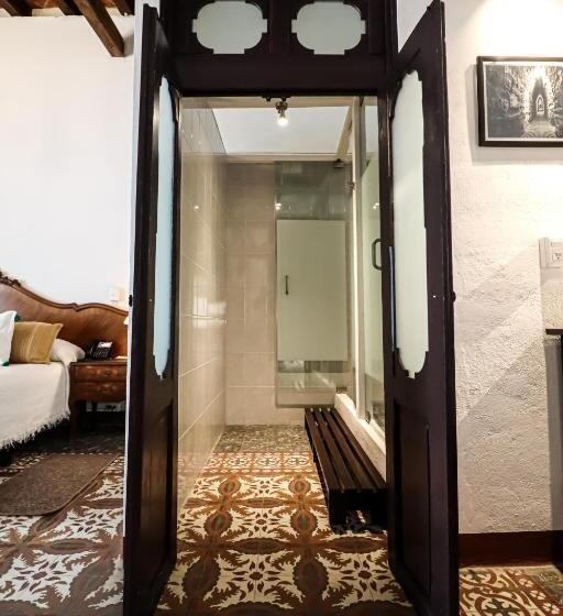 اتاق لوکس با بالکن, Quinta Alhóndiga Galindo Hotel Boutique