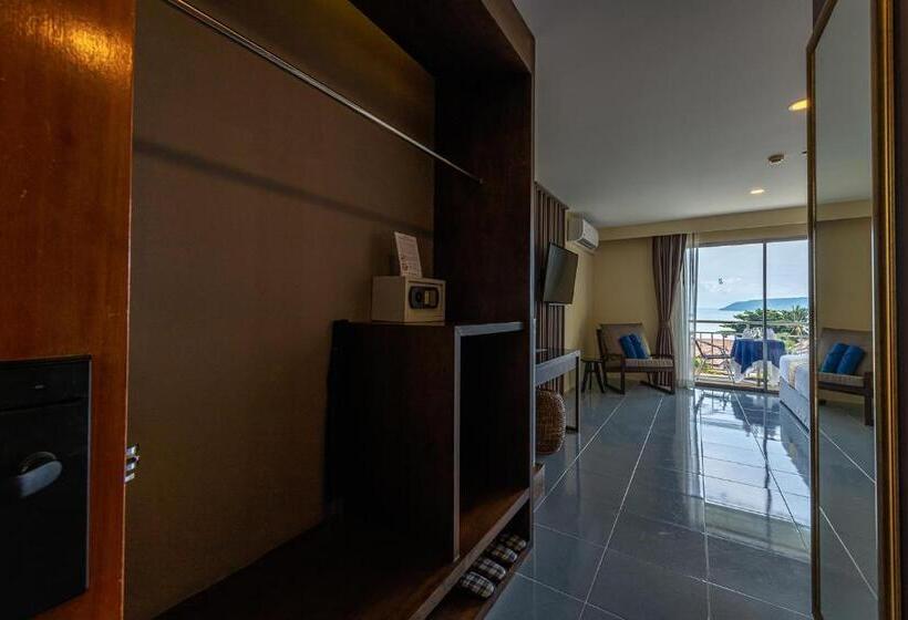 Номер Deluxe Вид на Море, Blue Beach Grand Resort And Spa