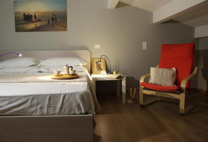 1 Bedroom Penthouse Apartment, Otium Casa Vacanze Servizio Spiaggia Incluso A 200 Mt