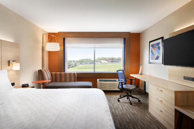 장애인을 위한 킹사이즈 침대 스탠다드 룸, Holiday Inn Express   Indiana, An Ihg