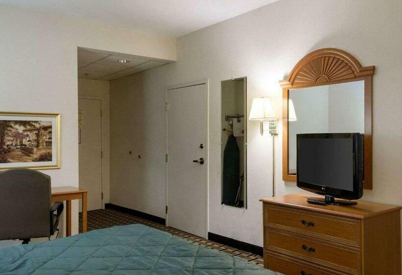 스탠다드 룸 킹사이즈 침대, Quality Inn
