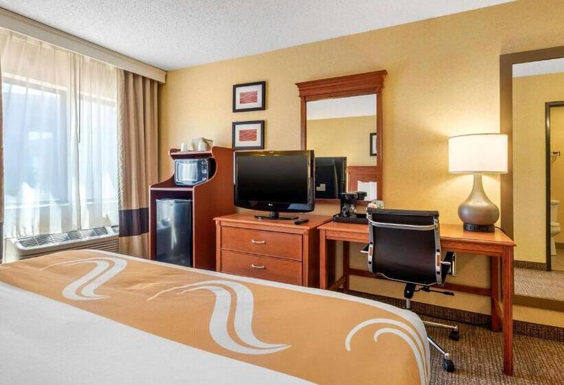 带大床的标准间, Quality Inn I25
