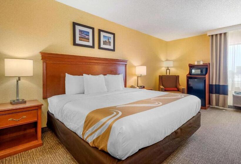 带大床的标准间, Quality Inn I25