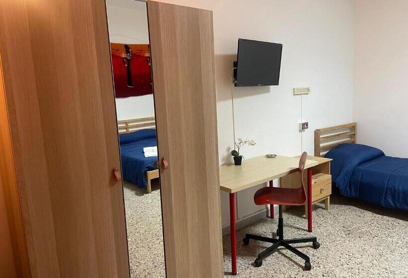 اتاق استاندارد, Beteyà Hostel Don Bosco