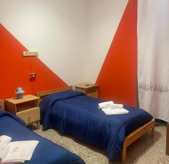 اتاق استاندارد چهار تخته, Beteyà Hostel Don Bosco