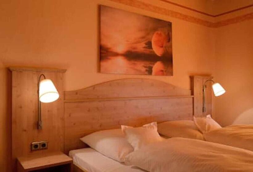 Пентхаус, Bayerischer Hof