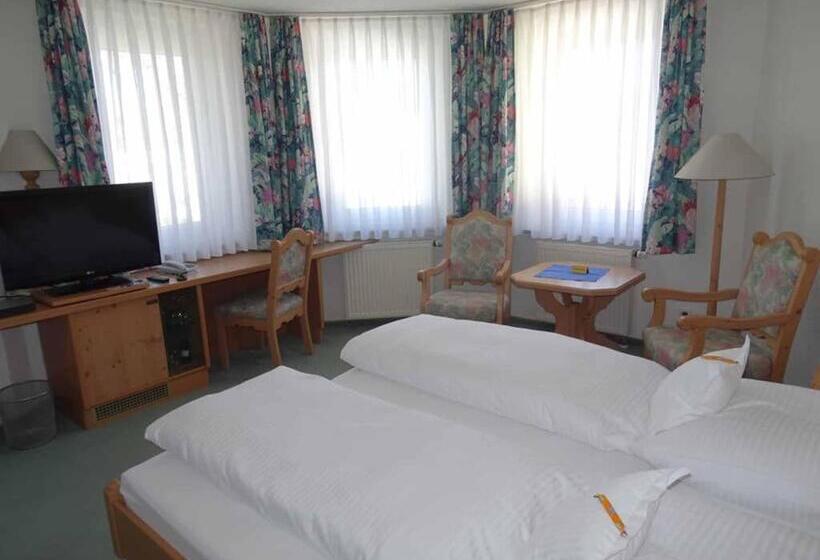 Номер Deluxe, Bayerischer Hof