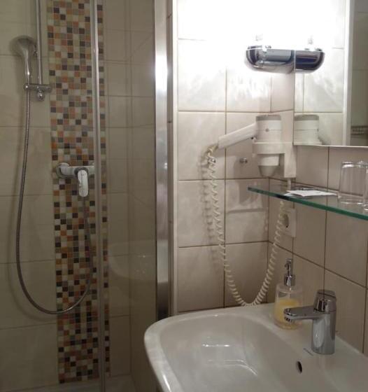 Номер Стандарт, Bayerischer Hof