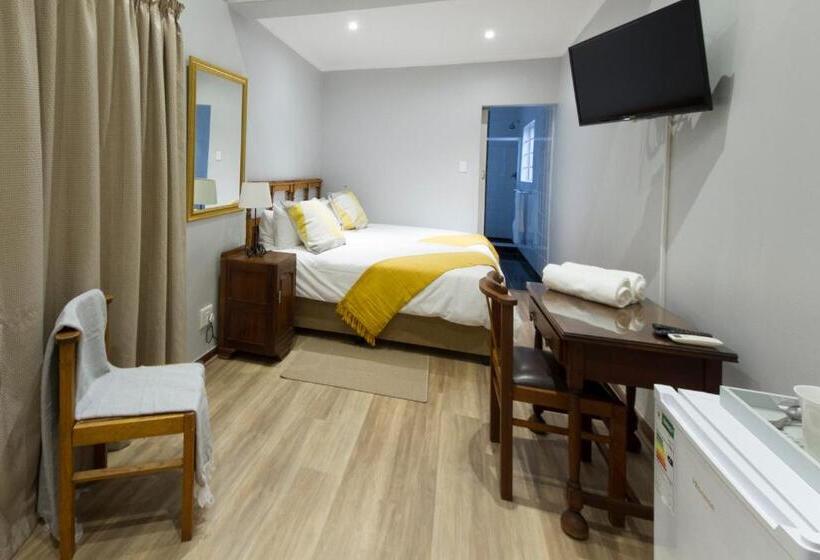 Номер Deluxe, @abelia Guest House