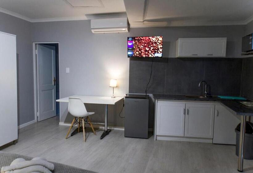 Студия Стандарт, @abelia Guest House