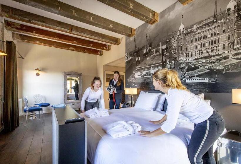 套房, Onderwijshotel De Rooi Pannen Breda