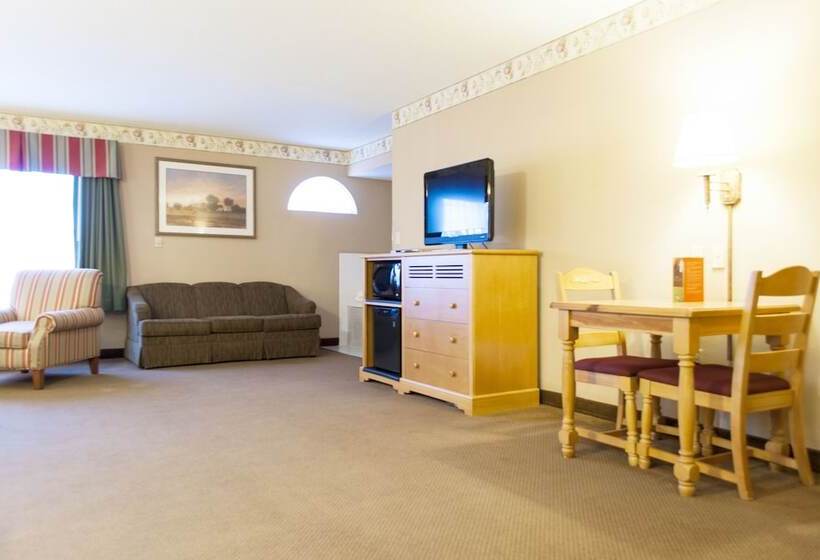 Люкс с гидромассажем, Country Inn & Suites By Radisson, Cedar Falls, Ia