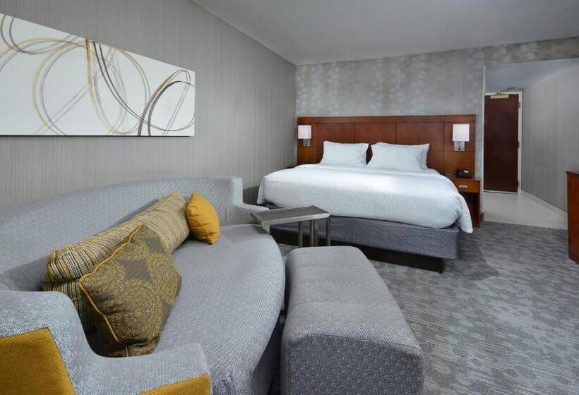 스탠다드 룸 킹사이즈 침대, Courtyard Beckley