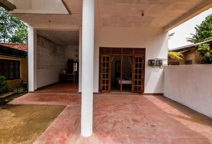 اتاق لوکس خانوادگی, Mallika Resort
