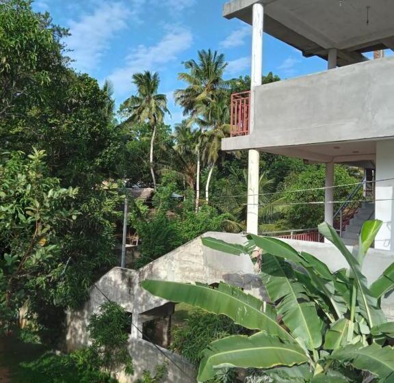 اتاق لوکس خانوادگی, Mallika Resort