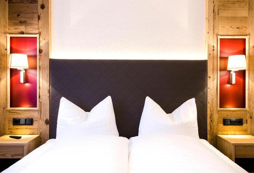 Apartamento 1 Dormitório com Sacada, Apart Forum