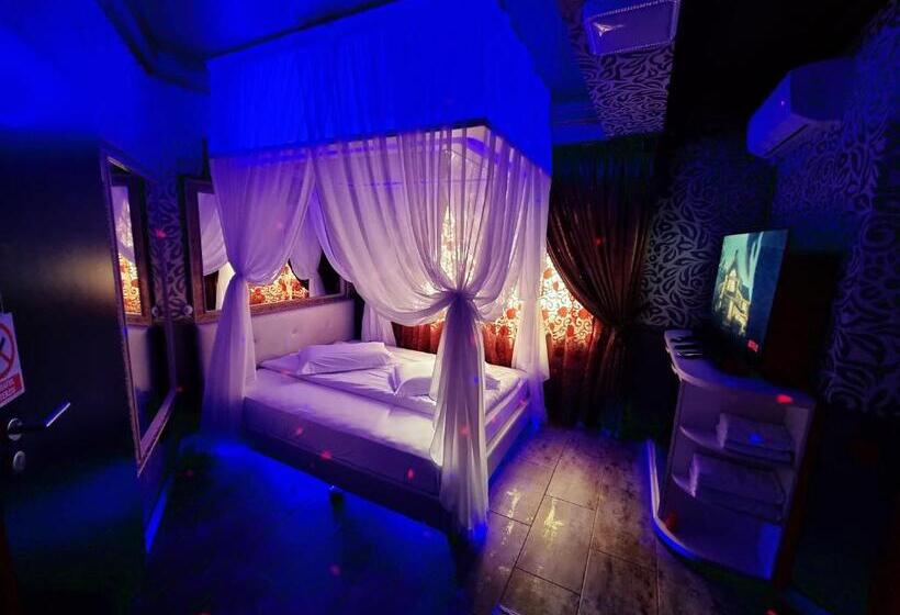اتاق استاندارد با وان آب گرم, Boutique Mikaela