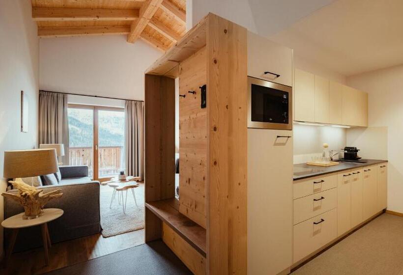 Апартаменты 1 Спальня с Видом, Villa Flora Mountain Lodges