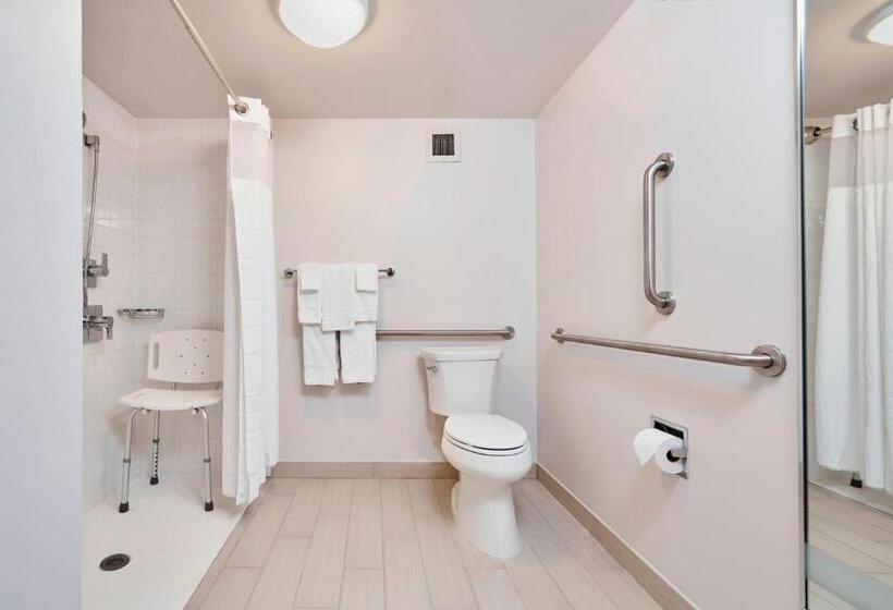 Стандартный Номер Кровать Кинг, Courtyard Cincinnati Airport South/florence