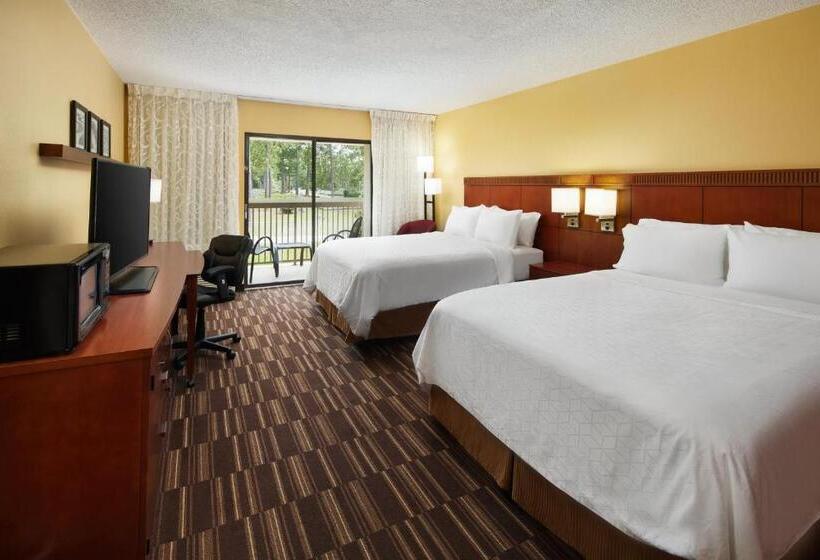 Номер Стандарт с Балконом, Holiday Inn Express Tifton, An Ihg