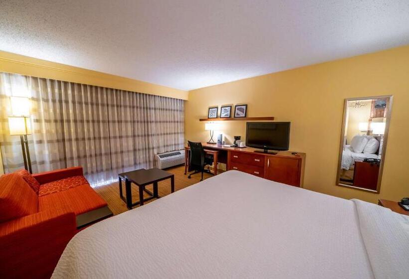 이그제큐티브 룸 킹사이즈 침대, Iowa Inn Bettendorf Quad Cities