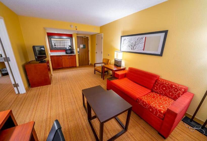 스위트 퀸침대, Iowa Inn Bettendorf Quad Cities