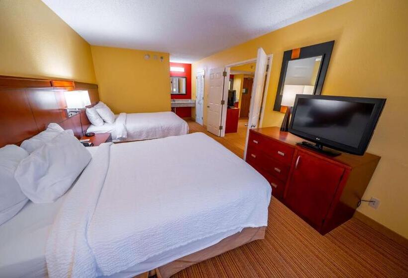 스위트 퀸침대, Iowa Inn Bettendorf Quad Cities