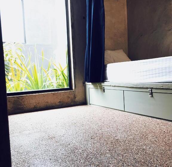 Студия Deluxe, Beds In Garden Hostel Sdn Bhd