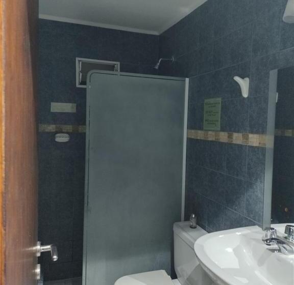 Трехместный Номер Комфорт, Caminos Hostal