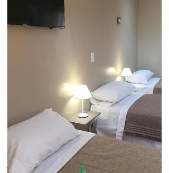 Семейный Номер, Caminos Hostal