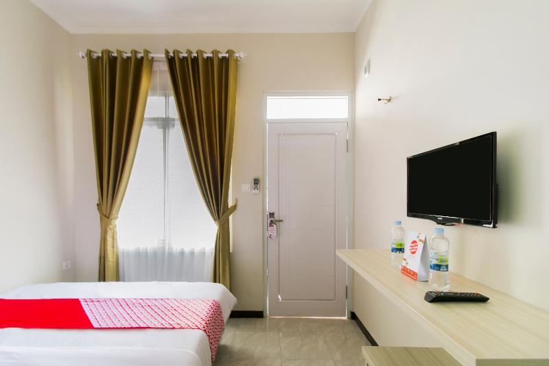 Номер Стандарт, Oyo 1078 Fakhira Residence