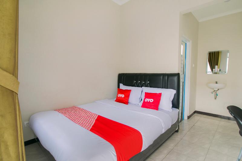 Номер Стандарт, Oyo 1078 Fakhira Residence