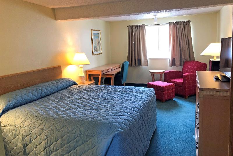 带大床的套房, Knights Inn  Evanston, Wy